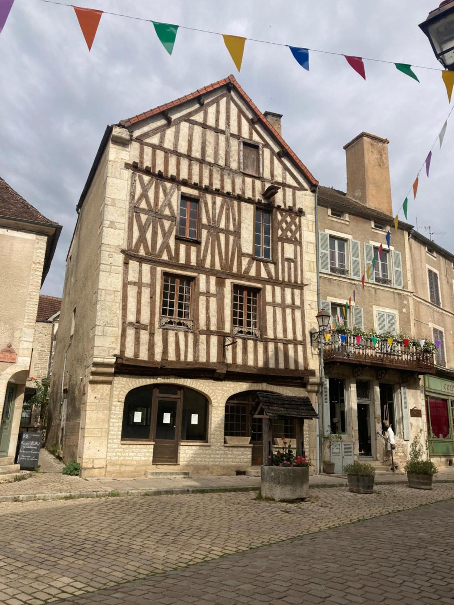 Au Poids Du Roy